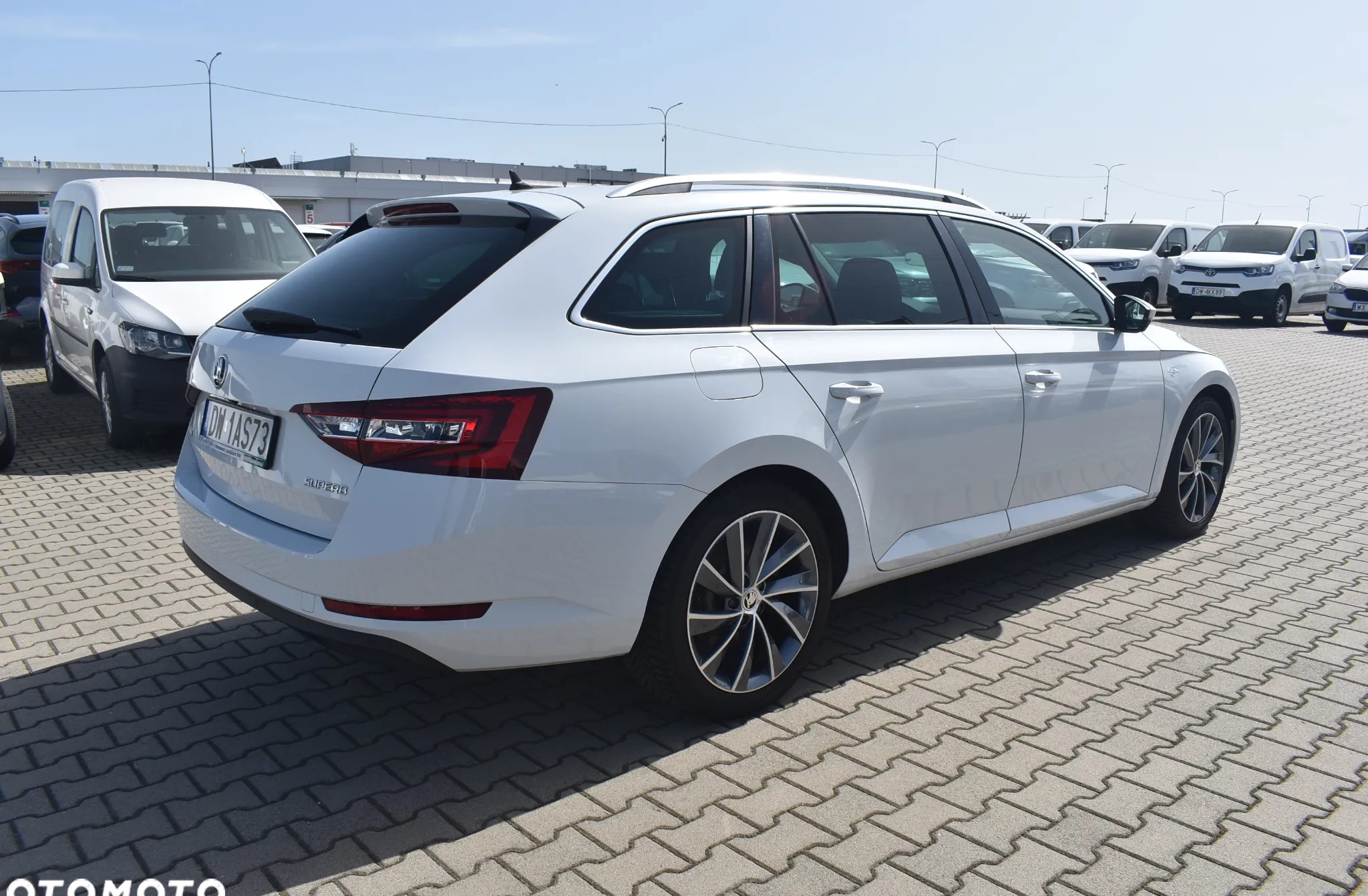 Skoda Superb cena 97200 przebieg: 115486, rok produkcji 2018 z Alwernia małe 781